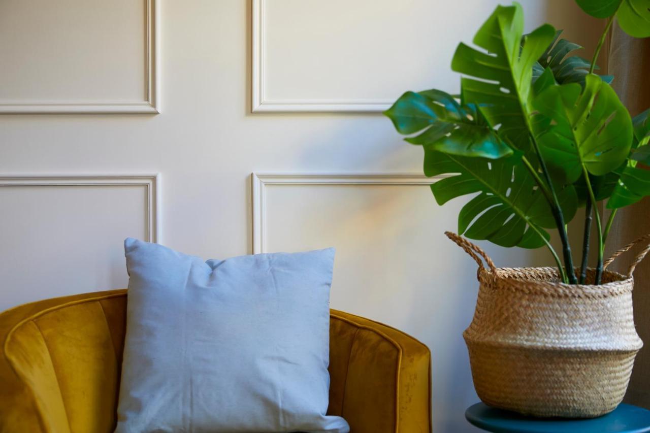 The Stoop, Stunning Sea Views! Apartment Scarborough Bagian luar foto
