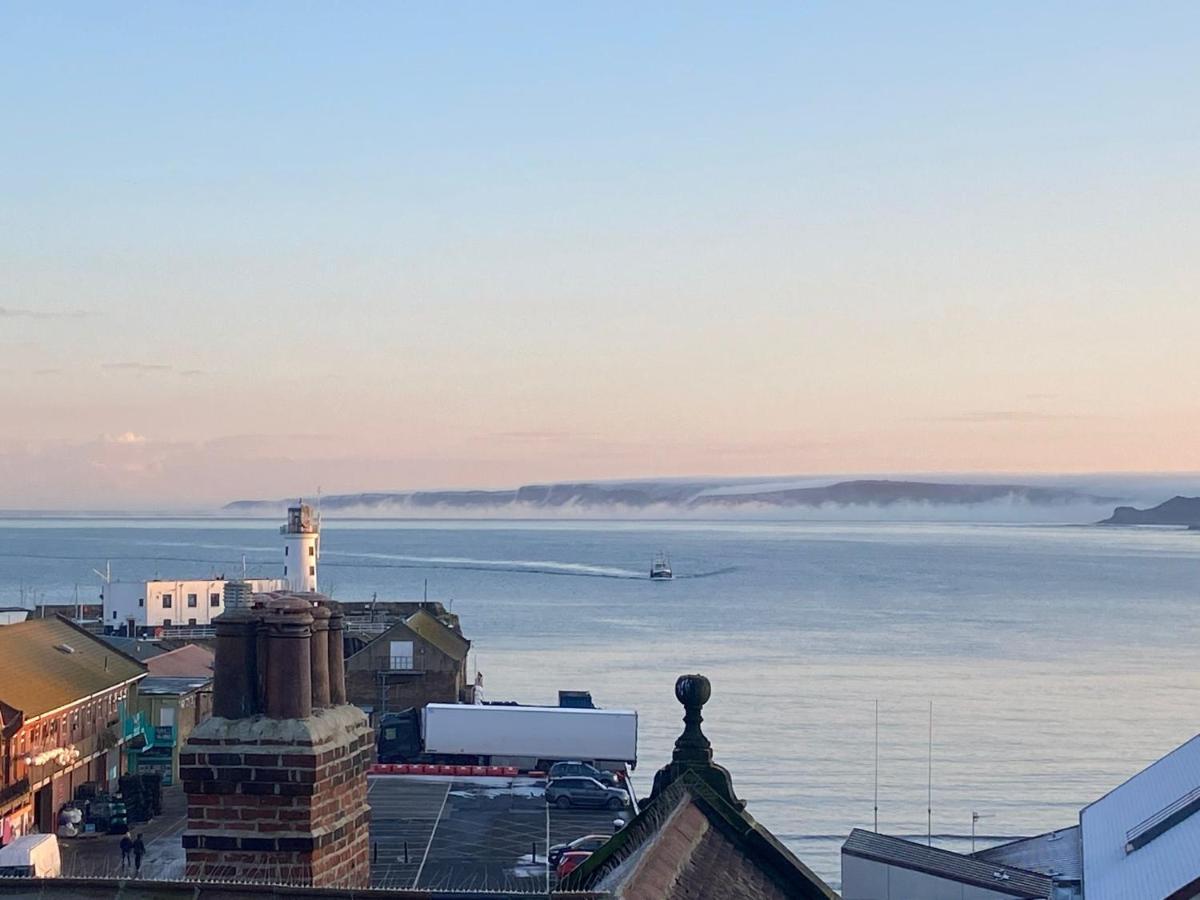 The Stoop, Stunning Sea Views! Apartment Scarborough Bagian luar foto
