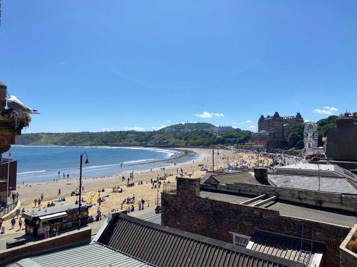 The Stoop, Stunning Sea Views! Apartment Scarborough Bagian luar foto