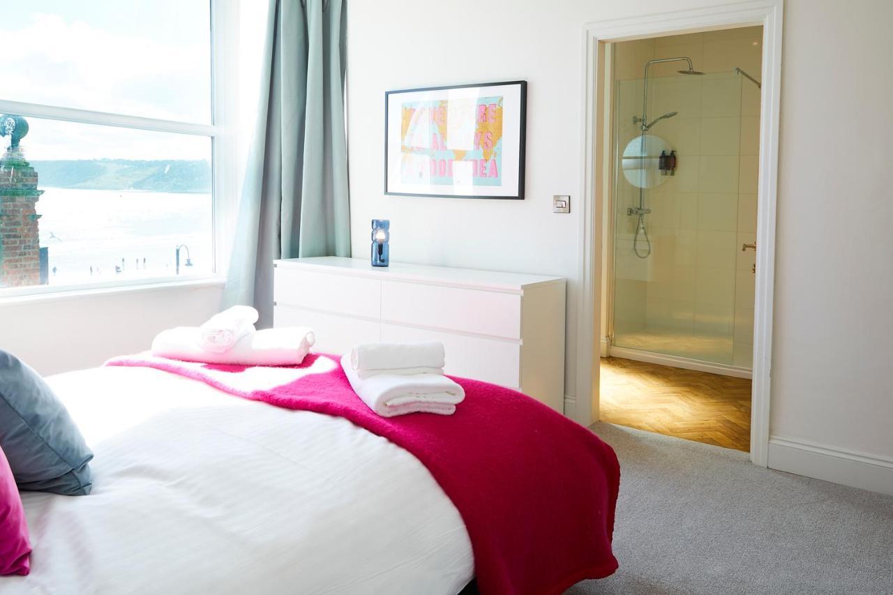 The Stoop, Stunning Sea Views! Apartment Scarborough Bagian luar foto