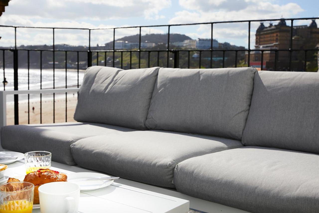 The Stoop, Stunning Sea Views! Apartment Scarborough Bagian luar foto