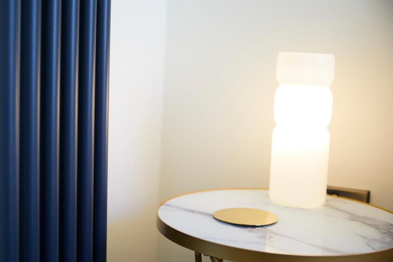 The Stoop, Stunning Sea Views! Apartment Scarborough Bagian luar foto